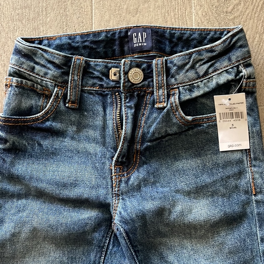 Gap Jean - Picture 2 of 3